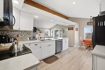 S70W17778  Muskego Dr, Muskego, WI 53150 - Photo 12