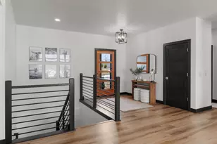 3104 Sandy Ridge Dr, Two Rivers, WI 54241 - Photo 8