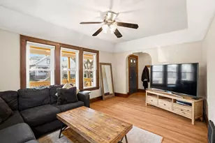 2222 S 72nd St, West Allis, WI 53219 - Photo 6