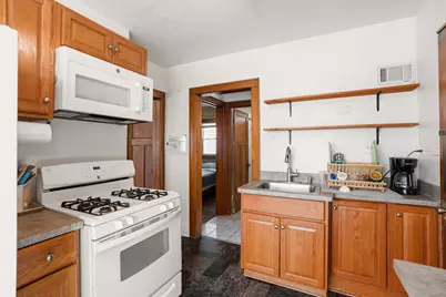 2222 S 72nd St, West Allis, WI 53219 - Photo 18