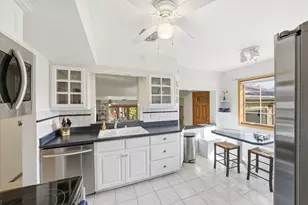 2340 Alta Louise Pkwy, Brookfield, WI 53045 - Photo 24