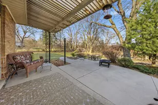 2340 Alta Louise Pkwy, Brookfield, WI 53045 - Photo 20