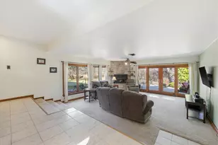 2340 Alta Louise Pkwy, Brookfield, WI 53045 - Photo 22