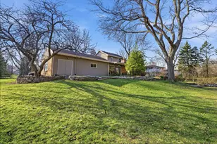 2340 Alta Louise Pkwy, Brookfield, WI 53045 - Photo 60