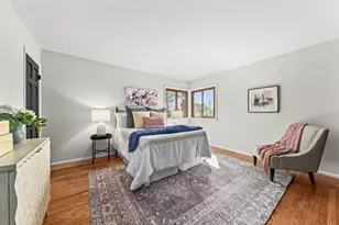 13002 N Phillip Dr, Mequon, WI 53097 - Photo 16