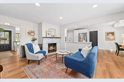 13002 N Phillip Dr, Mequon, WI 53097 - Photo 14