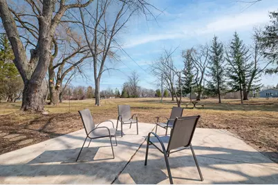 13002 N Phillip Dr, Mequon, WI 53097 - Photo 30