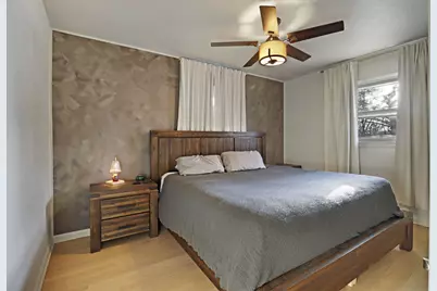 5530  Old Oak Ln, Racine, WI 53402 - Photo 12