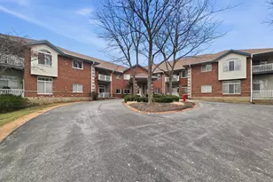 18125 W Wisconsin Ave, Brookfield, WI 53045 - Photo 14