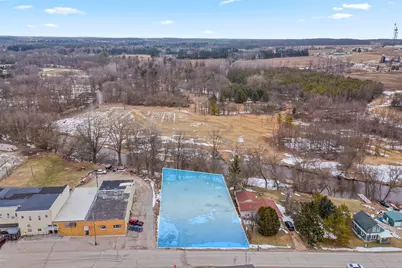 8026  Village Dr, Manitowoc Rapids, WI 54247 - Photo 8