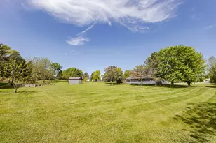 S32W31809 Squire Ct, Genesee, WI 53189 - Photo 54