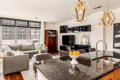 601 E Ogden Ave #412, Milwaukee, WI 53202 - Photo 4