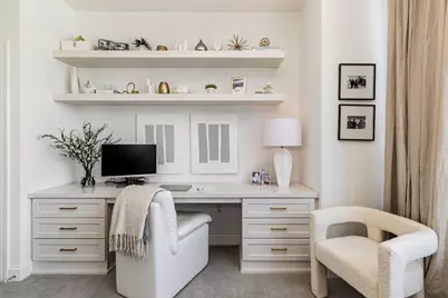 601 E Ogden Ave #412, Milwaukee, WI 53202 - Photo 14