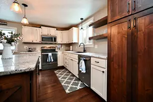 W4824 Puent Rd, Barre, WI 54601 - Photo 22