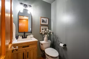 W55N778 Cedar Ridge Dr, Cedarburg, WI 53012 - Photo 18