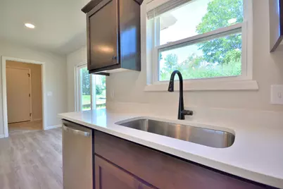 704  5 Mile Rd, Racine, WI 53402 - Photo 10