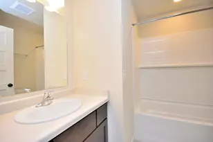 704 5 Mile Rd, Racine, WI 53402 - Photo 26