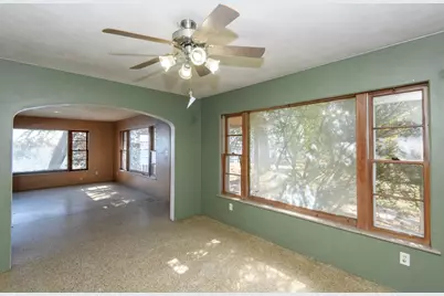 212 S Golden Lake Ln, Summit, WI 53066 - Photo 10