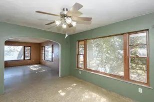 212 S Golden Lake Ln, Summit, WI 53066 - Photo 10