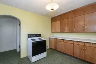 212 S Golden Lake Ln, Summit, WI 53066 - Photo 14