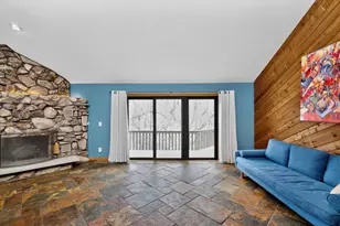 3113 Rolaine Pkwy, Hartford, WI 53027 - Photo 4