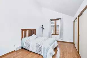 3113 Rolaine Pkwy, Hartford, WI 53027 - Photo 12