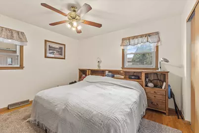 1511 W Klein Ave, Milwaukee, WI 53221 - Photo 18