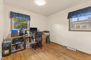 1511 W Klein Ave, Milwaukee, WI 53221 - Photo 16