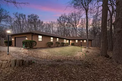 W275S4411  Green Country Rd, Waukesha, WI 53189 - Photo 1