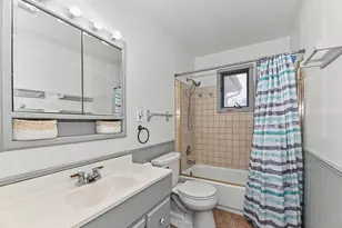 1023 W Glenn Dr, Waukesha, WI 53188 - Photo 24