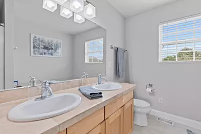 1833  La Belle Springs Ln, Oconomowoc, WI 53066 - Photo 18