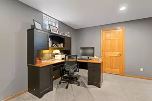 1833 La Belle Springs Ln, Oconomowoc, WI 53066 - Photo 32