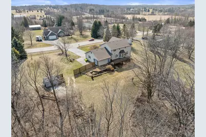 3256  Evergreen Ct, Richfield, WI 53076 - Photo 54