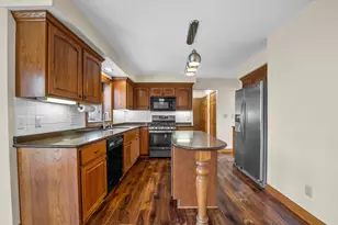 3256 Evergreen Ct, Richfield, WI 53076 - Photo 12