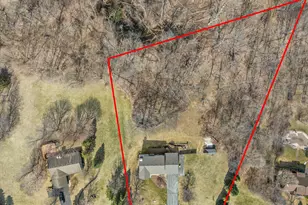 3256 Evergreen Ct, Richfield, WI 53076 - Photo 2