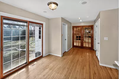 6950 N Green Bay Ave, Glendale, WI 53209 - Photo 10