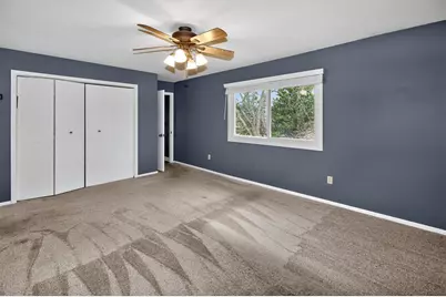 6950 N Green Bay Ave, Glendale, WI 53209 - Photo 20