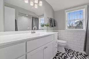 17730 Greenbrier Dr, Brookfield, WI 53045 - Photo 52