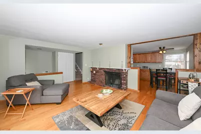 1110  Harmony Dr, Racine, WI 53402 - Photo 8