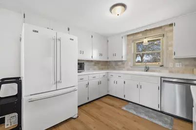 2424  24th St, Kenosha, WI 53140 - Photo 12