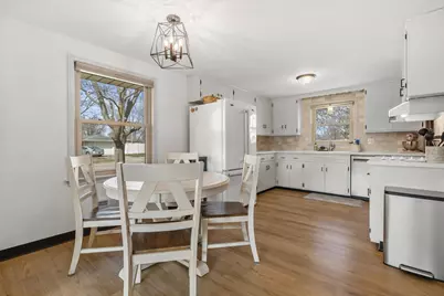 2424  24th St, Kenosha, WI 53140 - Photo 8