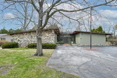 8925 N Maitland Rd, Bayside, WI 53217 - Photo 40