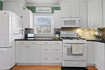 241 S Charles St, Waukesha, WI 53186 - Photo 4