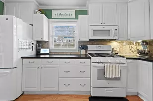 241 S Charles St, Waukesha, WI 53186 - Photo 4