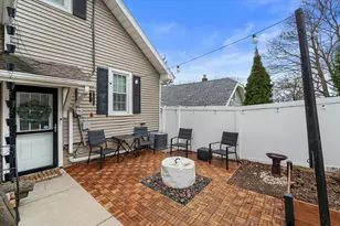 241 S Charles St, Waukesha, WI 53186 - Photo 24