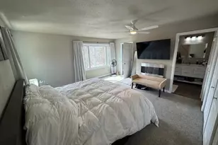 33908 Cattail Dr, Burlington, WI 53105 - Photo 6