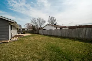 6111 69th St, Kenosha, WI 53142 - Photo 34