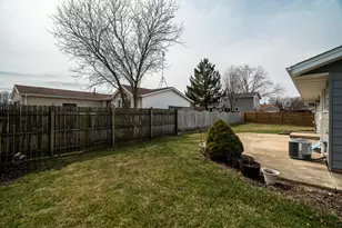 6111 69th St, Kenosha, WI 53142 - Photo 30