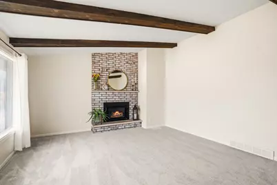 6111  69th St, Kenosha, WI 53142 - Photo 4