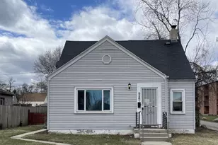 5281 N Teutonia Ave, Milwaukee, WI 53209 - Photo 1